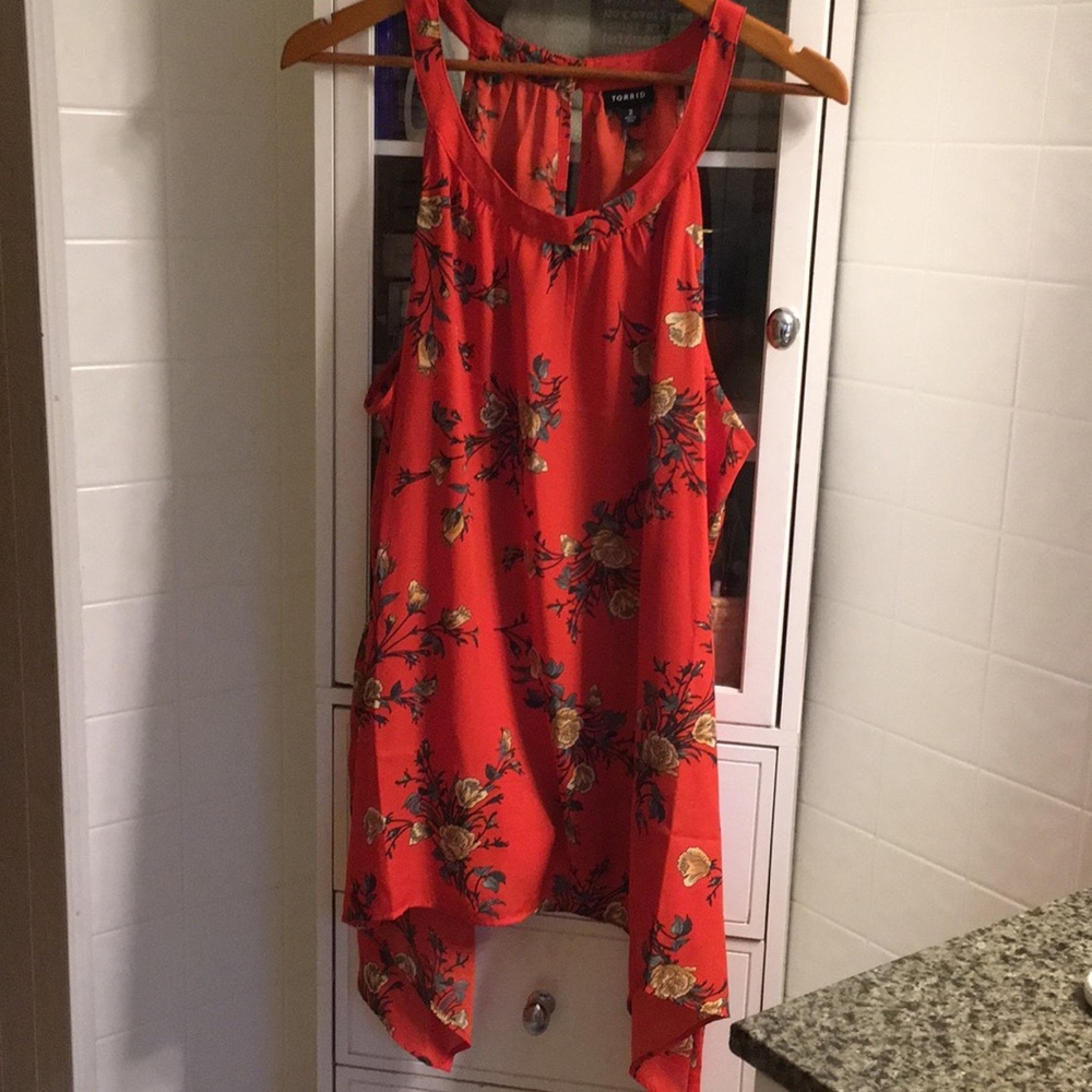 Chiffon torrid tank top with draped sides